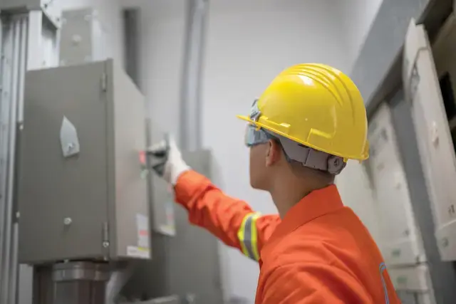 Electrical Safety for Construction Electrical Safety for Construction